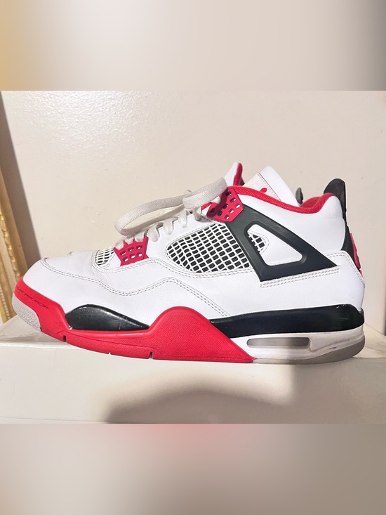 2020 Mens Nike Air Jordan 4 OG Fire Red White Black Red Size 9 Used